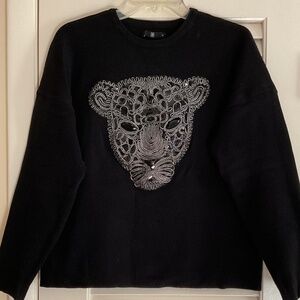 Black Animal Embroidery Front Design Woman Long Sleeve Pullover Size US XL